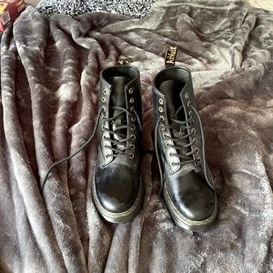 Airwair with bouncy soles  size 7 never worn good condition